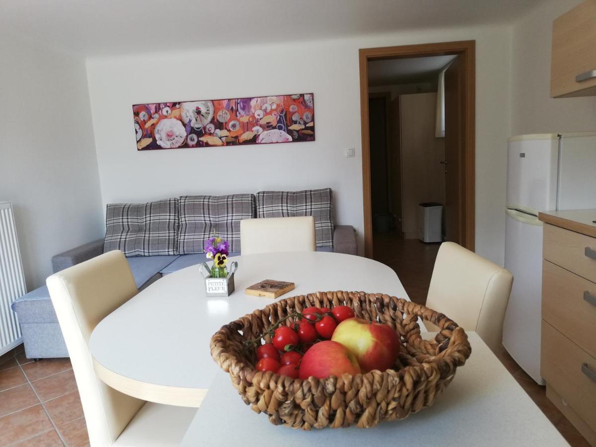 Apartments Mas Довье Экстерьер фото